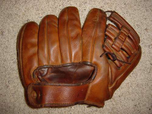 Joe Cronin Spalding 166L Back